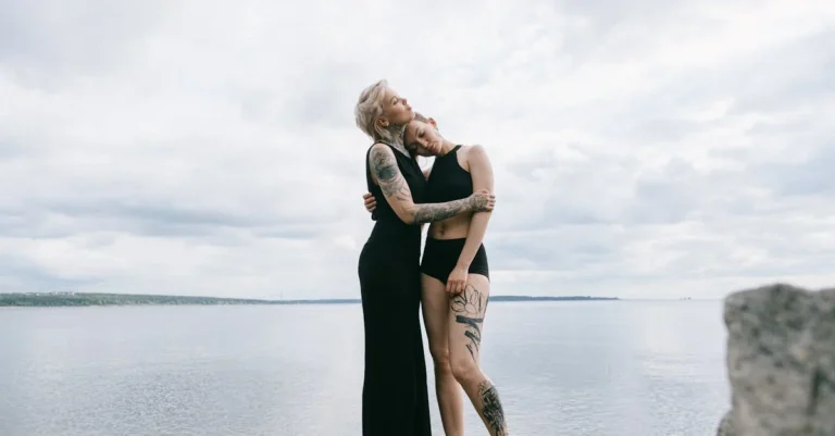 We Still Don’t Trust You – Review of the Controversial Album